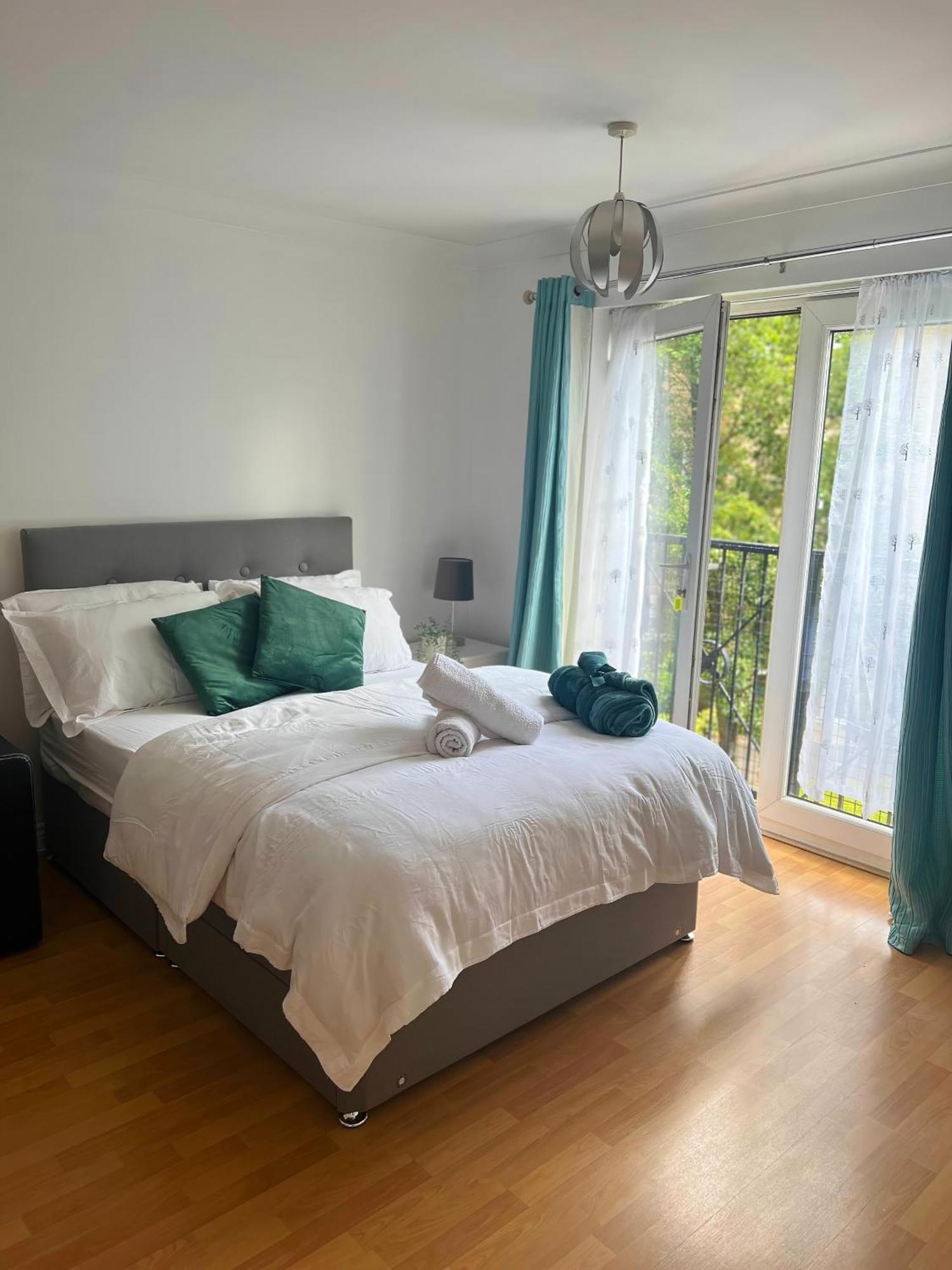 קולצ'סטר Luxury Rooms And An En-Suite Room With Free Wi-Fi Clarendon Way מראה חיצוני תמונה