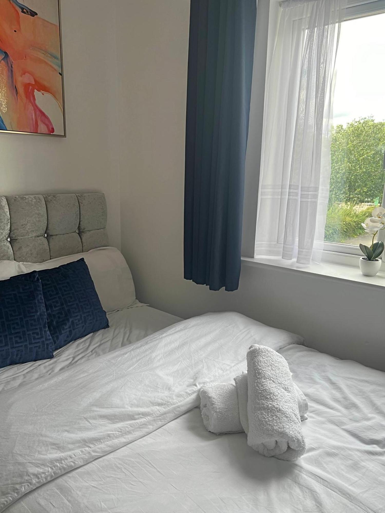 קולצ'סטר Luxury Rooms And An En-Suite Room With Free Wi-Fi Clarendon Way מראה חיצוני תמונה
