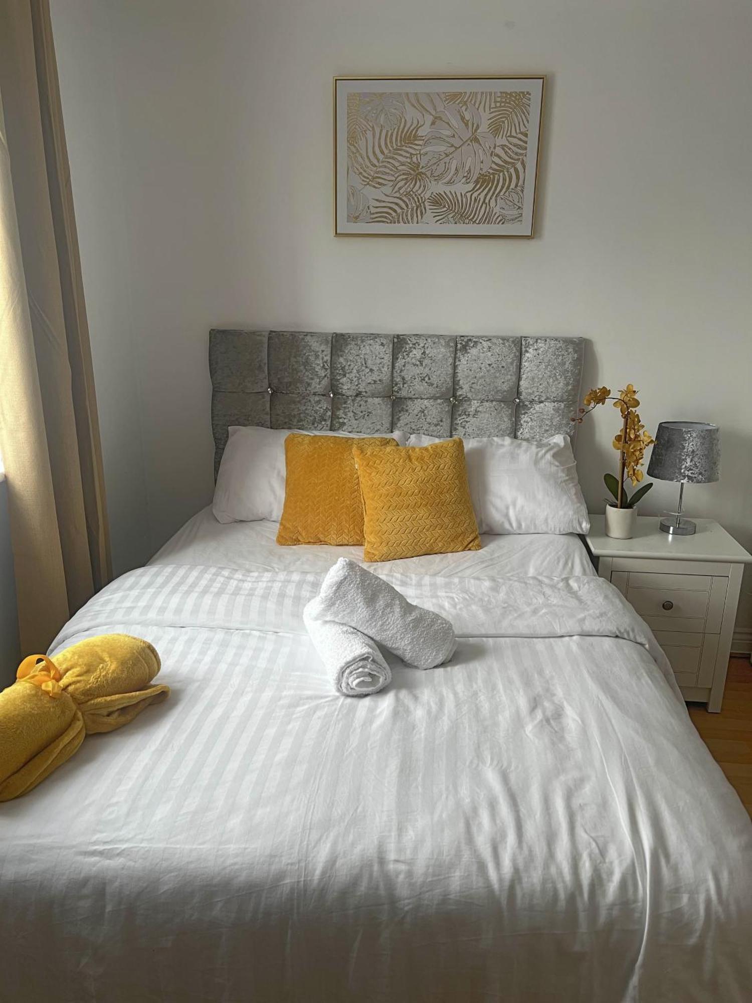 קולצ'סטר Luxury Rooms And An En-Suite Room With Free Wi-Fi Clarendon Way מראה חיצוני תמונה